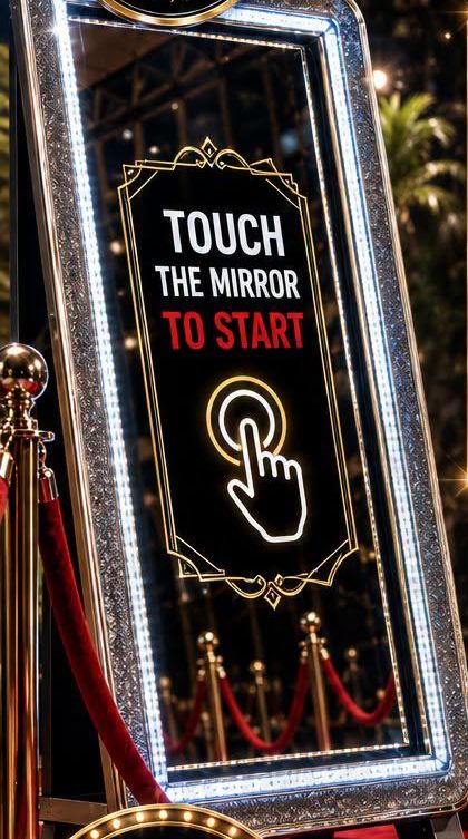 Mirror photo booth